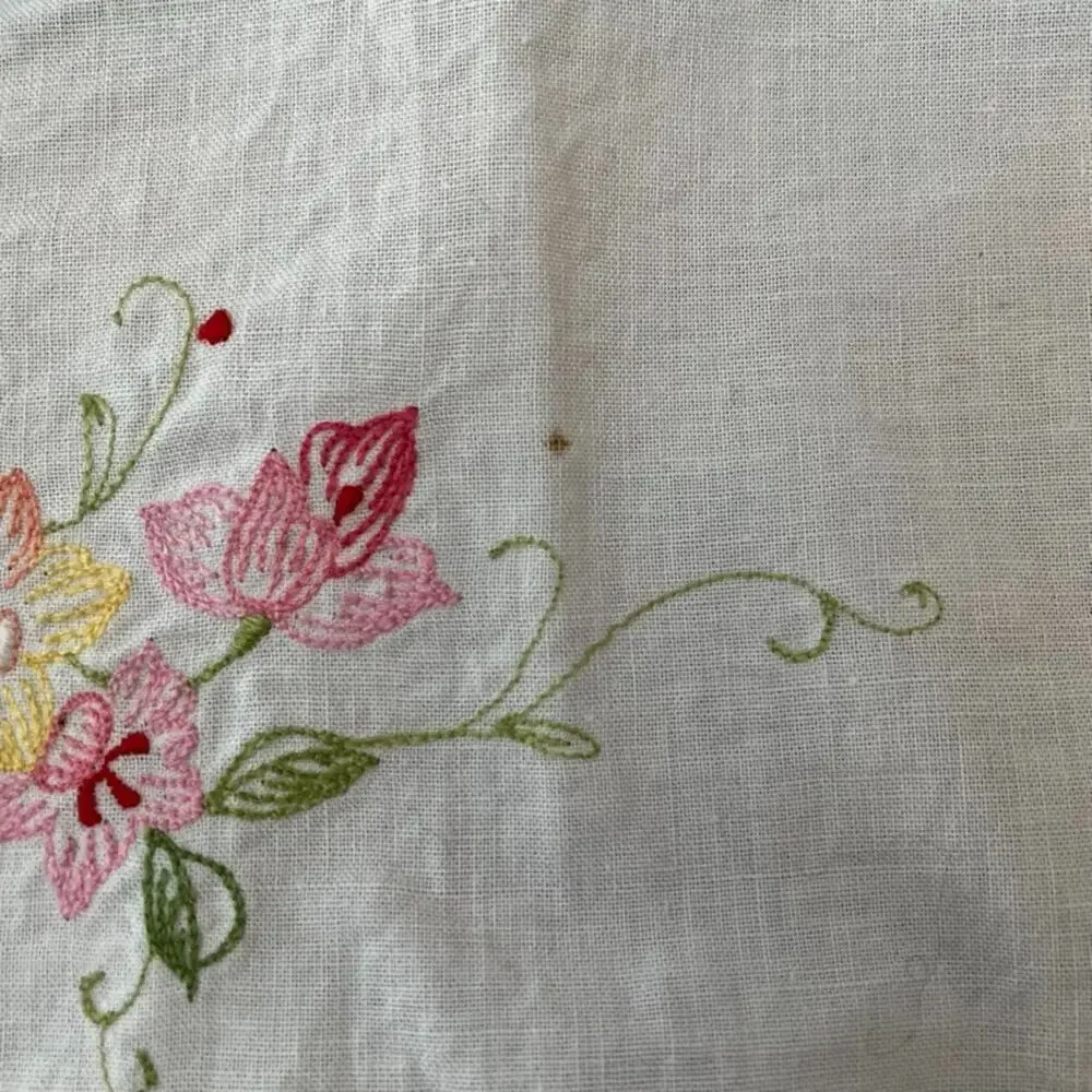 Vintage Floral Hand Embroidered Placemats Napkins Set Of 4 Pink Trim Border